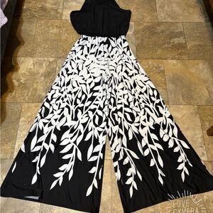 Elegant Black and White Leaf Jumpsuit